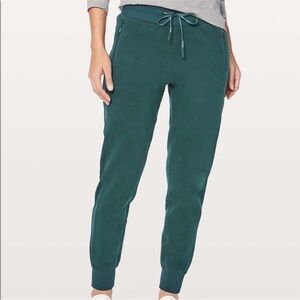 lululemon Get Going Jogger Sz 4 Submarine